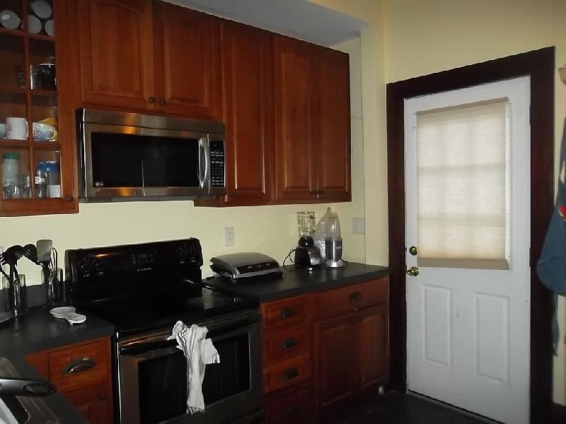 2nd image of 126 Calumet St #01