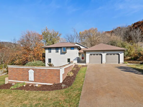 567 Bluff Dr, La Crescent, MN 55947