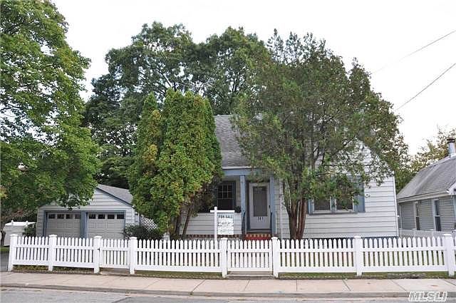 1st image of 361 Louis Ave