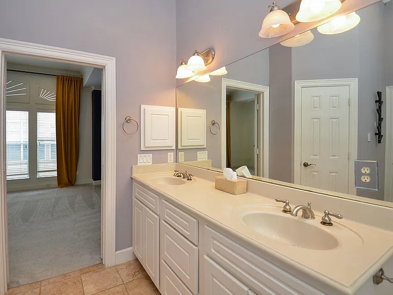 4609 Floyd St #B — Photo 24