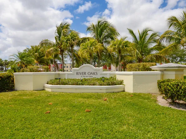 2626 Creekside Drive, Fort Pierce, FL 34981