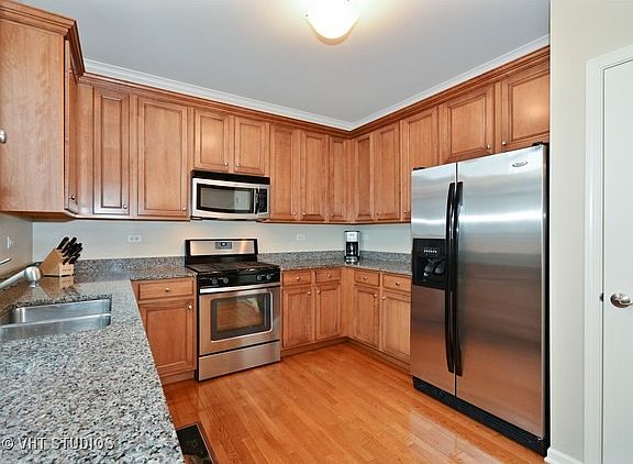 3rd image of 3442 Bradbury Cir