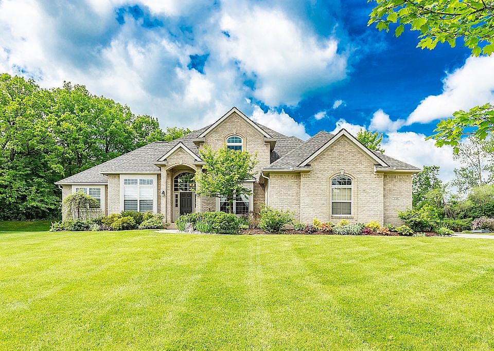 1st image of 4144 Lake Forest Dr W