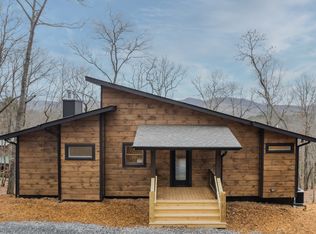 201 Knot Rdg, Morganton, GA 30560