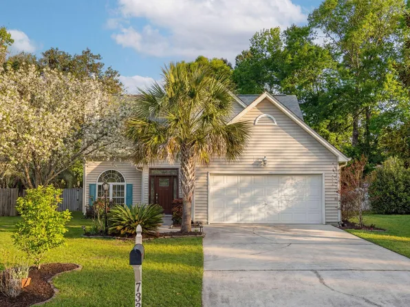 733 Ginglis Way, Mount Pleasant, SC 29464