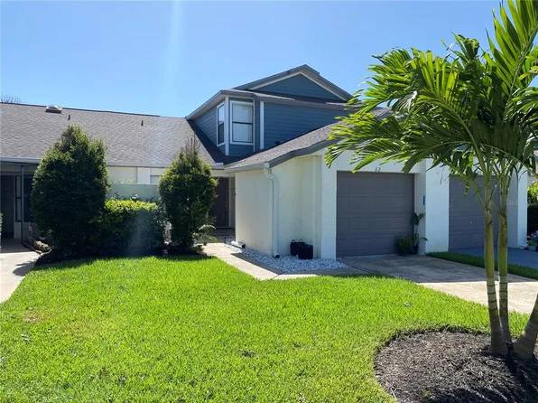 82 Lakepointe Cir #82, Kissimmee, FL 34743