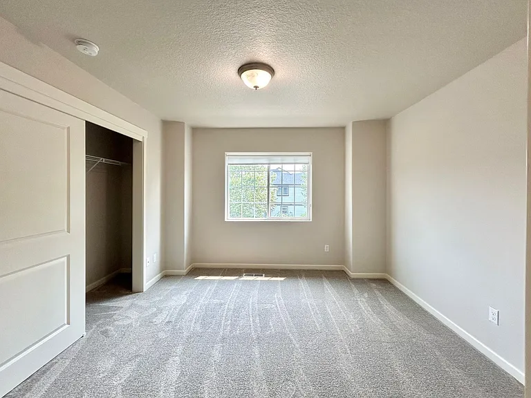 7211 NW Eleanor Ave — Photo 37