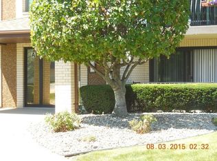 7448 Ponderosa Ct UNIT 1B, Orland Park, IL 60462