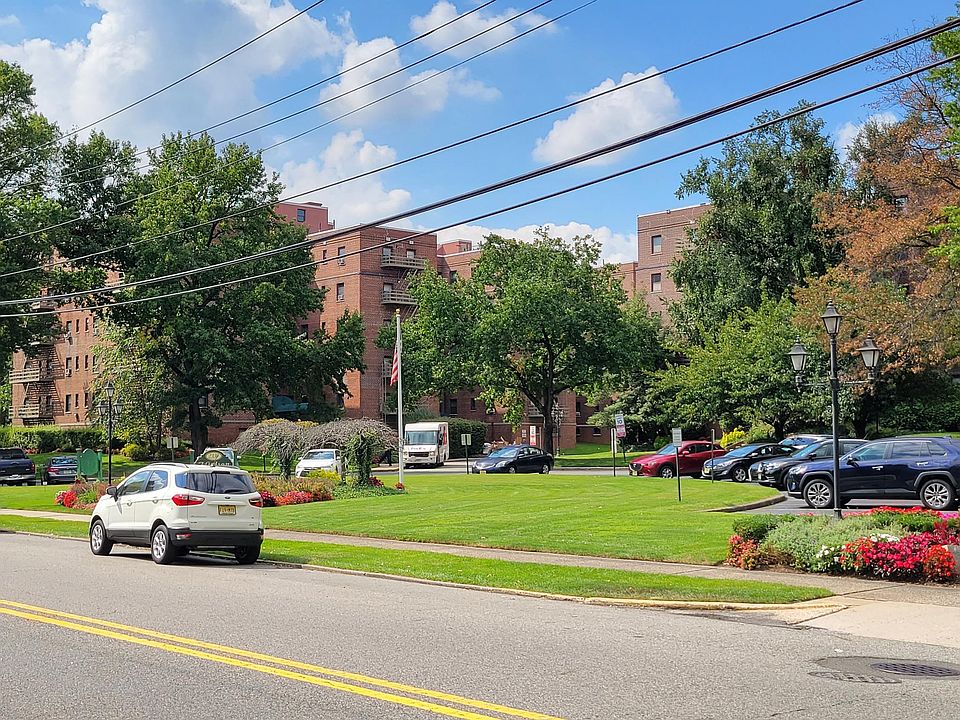 2337 Hudson Ter Fort Lee NJ Zillow