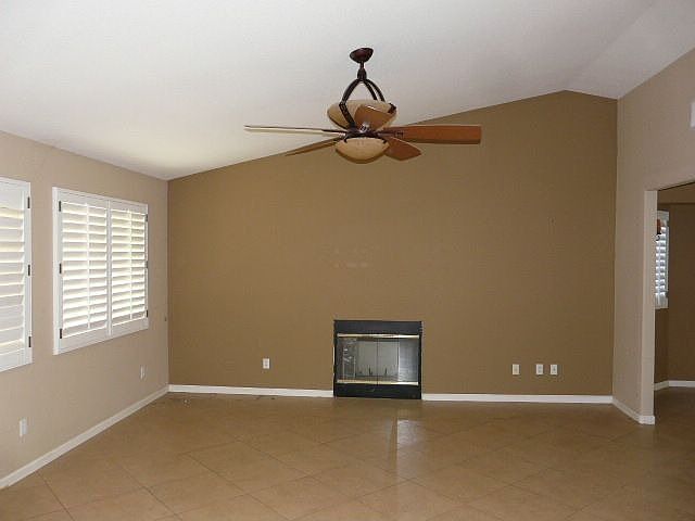 2nd image of 78730 Avenida La Jarita