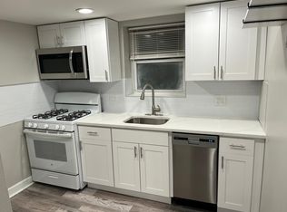 3735 W Sunnyside Ave #B, Chicago, IL 60625