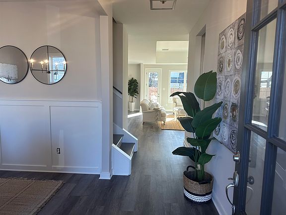 4th image of 95 Valleyview Ln