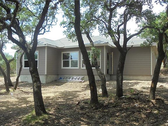 4th image of 1010 Paradise Dr