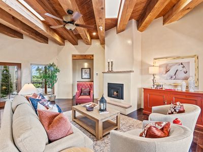 34 Camino De Vecinos, Santa Fe, NM, 87507