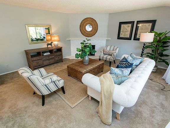 4th image of 5351 Paseo Orlando