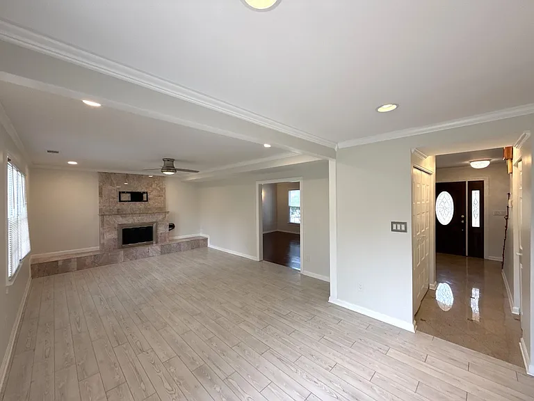 7318 Connan Ln — Photo 5