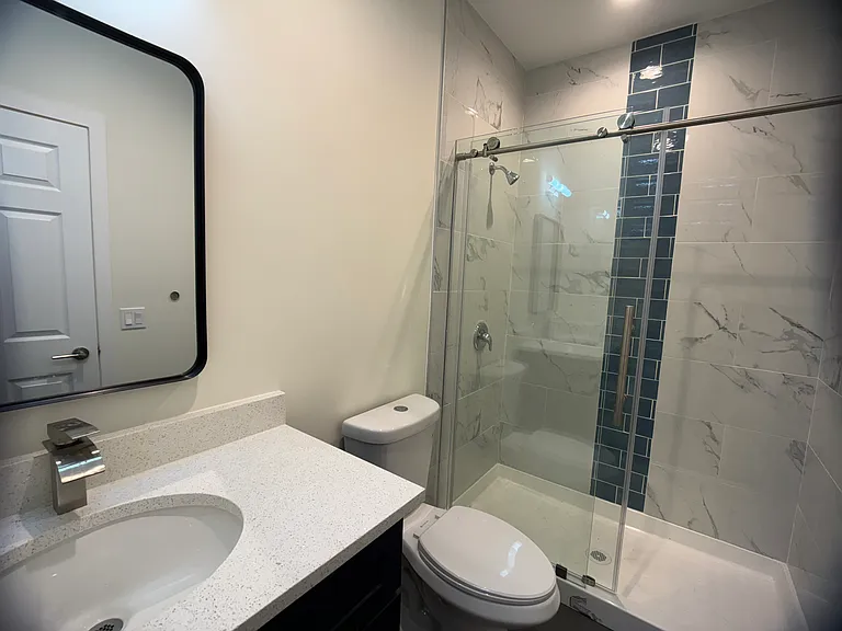 3501 S Union Ave #B — Photo 11