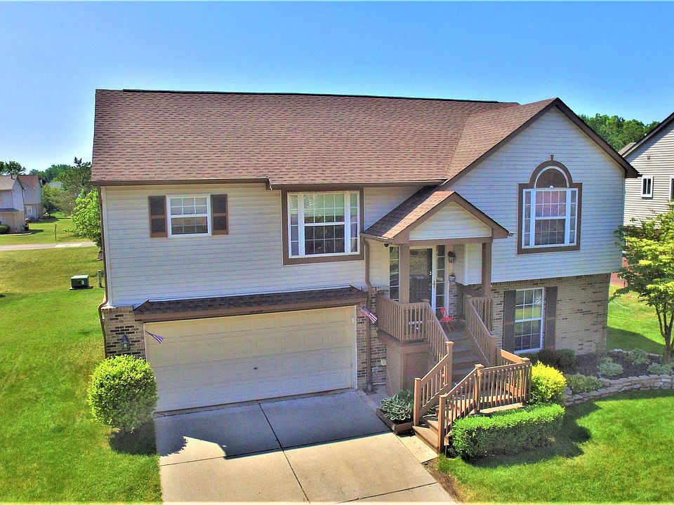 1st image of 38519 Emerald Ln N