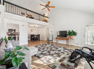 502 Harwood Ct, Mount Laurel, NJ 08054