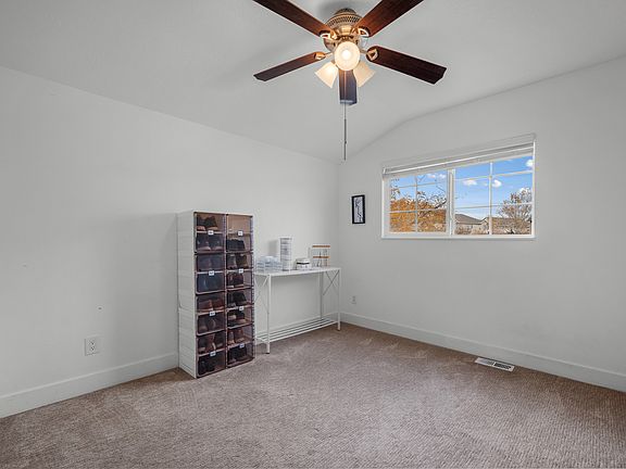 5th image of 341 W Strawberry Pl