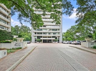 2575 Peachtree Rd NE APT 3E, Atlanta, GA 30305