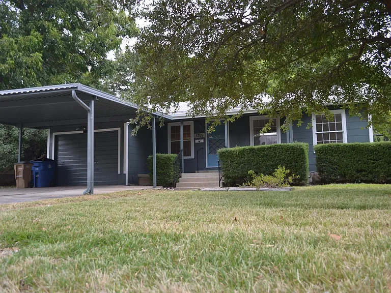 5709 Chesterfield Ave — Photo 1