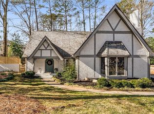 400 Breakwater Rdg, Sandy Springs, GA 30328