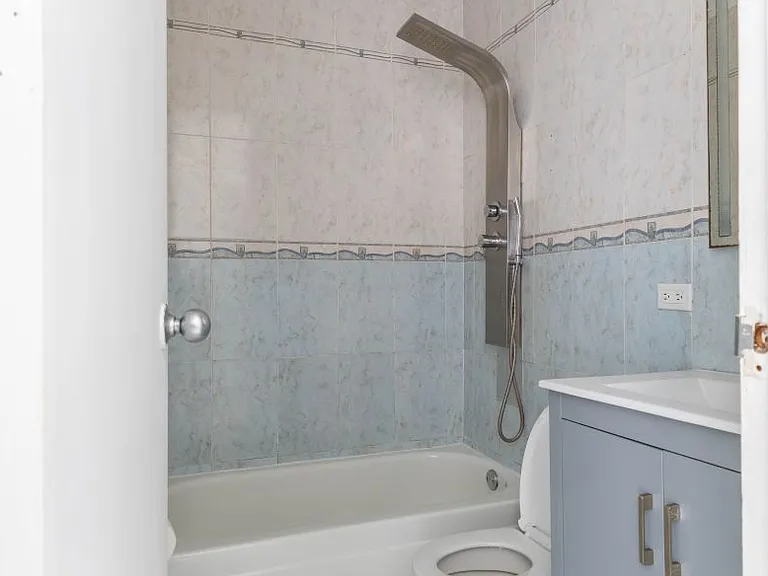 Calle Eider 701 Cond Almendros Plaza 1 Apt 608 — Photo 6