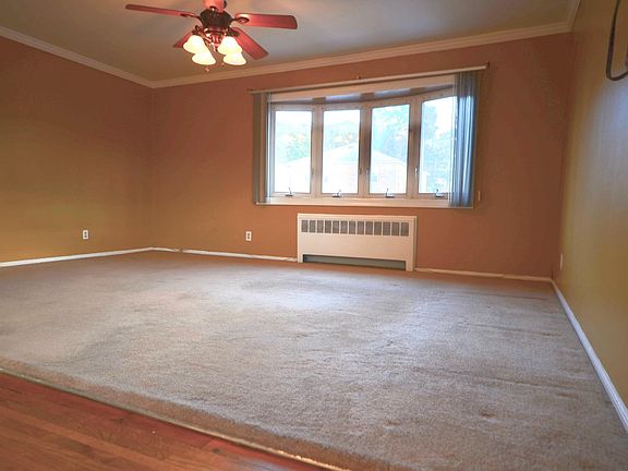 2nd image of 33 Bennett Ave #2
