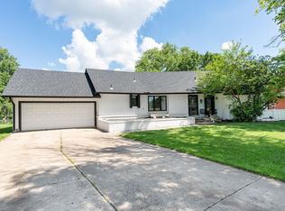 9826 W Dubon St, Wichita, KS 67209