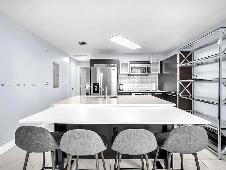 1900 N Bayshore Dr #3610 — Photo 8