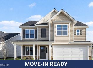 21 E Emily Gardens Dr, Selma, NC 27576