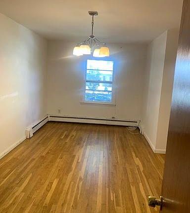 2nd image of 301 Rich Ave Floor 2