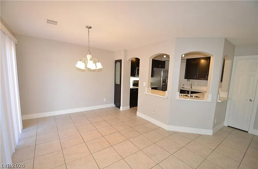 3 bed, 2.5 bath, 1553 sqft, $2,195 — Photo 4