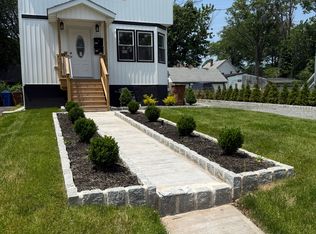 525 E Price St, Linden, NJ 07036