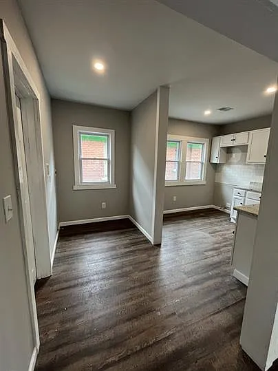 3003 Calvert St #2 — Photo 5