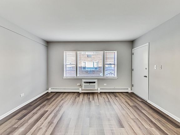 5th image of 38 S Waiola Ave #2