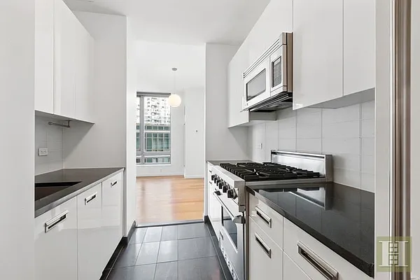 Sold by Halstead Real Estate | media 7