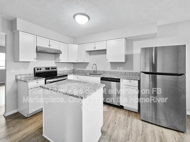 809 Spring Valley Dr — Photo 12