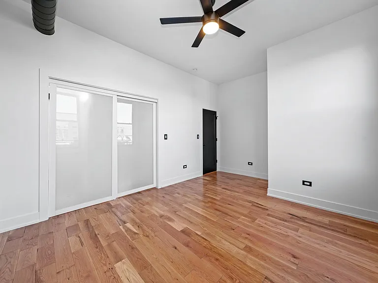 908 W 19th St #3 — Photo 5