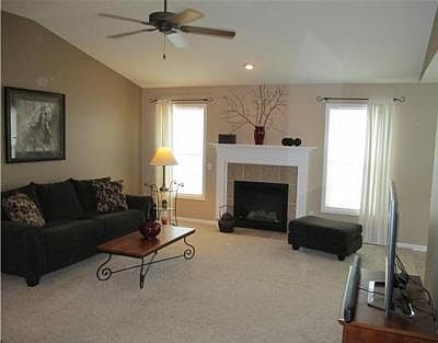 3rd image of 509 Shepherds Cove Dr