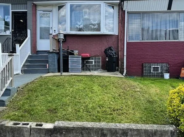 1918 W Spencer St, Philadelphia, PA 19141
