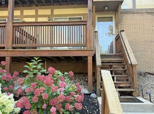 44800 Bayview Dr, Novi, MI 48377