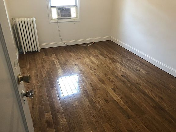 3rd image of 2837 36th St