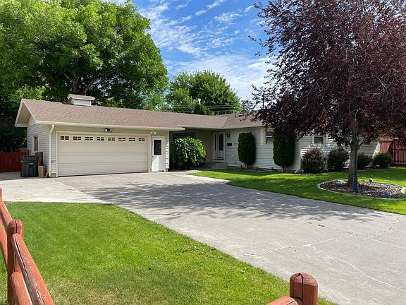 2nd image of 1081 Mojave St