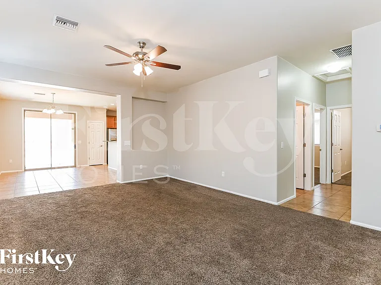 3246 S Lakeside Ridge Loop — Photo 2