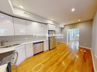 900 Massachusetts Ave #6T, Cambridge, MA 02139