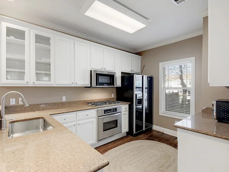 1507 Elton Ln #A — Photo 6