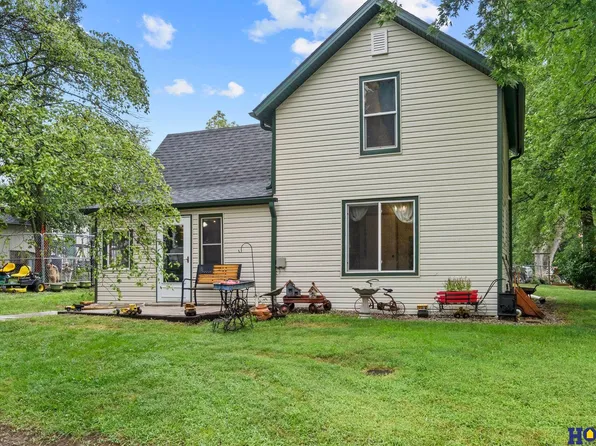 200 W 6th St, Palmyra, NE 68418
