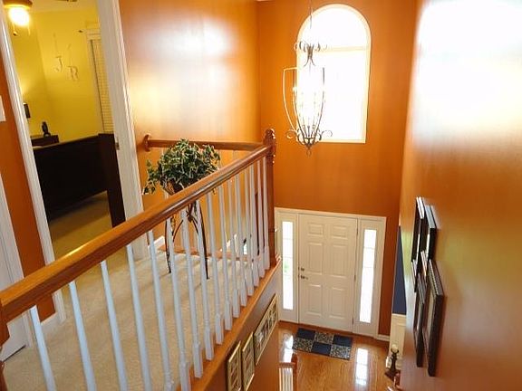 3rd image of 3213 Glenlake Blvd